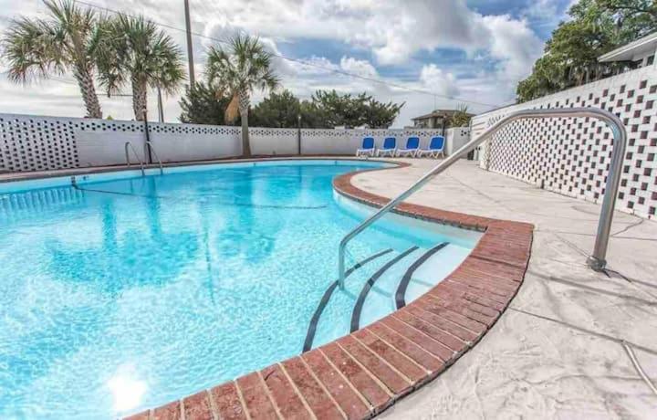 ويلمنجتون Just Shy Of The Bridge - Waterway Condo 110 المظهر الخارجي الصورة